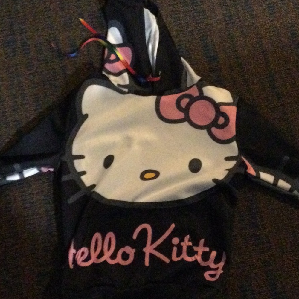 HELLO KITTYY HOODIE💕💕